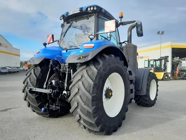 Occasion New Holland T8-410AC à ANTIGNY chez Groupe OUVRARD