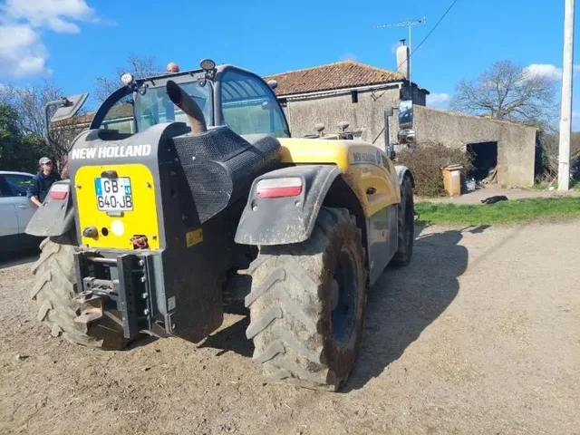 Occasion New Holland TH7-32 à ANTIGNY chez Groupe OUVRARD