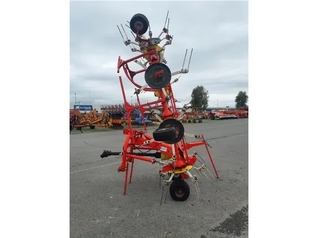 Occasion Pöttinger HIT810NZ à ANTIGNY chez Groupe OUVRARD