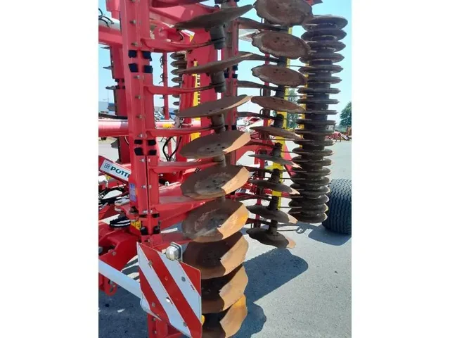 Occasion Pöttinger TERRADISC5001 à ANTIGNY chez Groupe OUVRARD