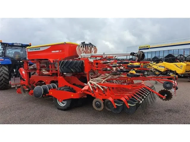 Occasion Pöttinger TERRASEM-C4 à ANTIGNY chez Groupe OUVRARD