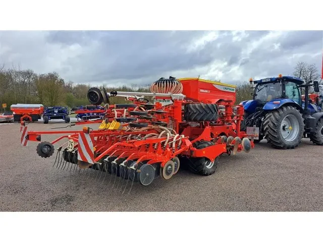 Occasion Pöttinger TERRASEM-C4 à ANTIGNY chez Groupe OUVRARD
