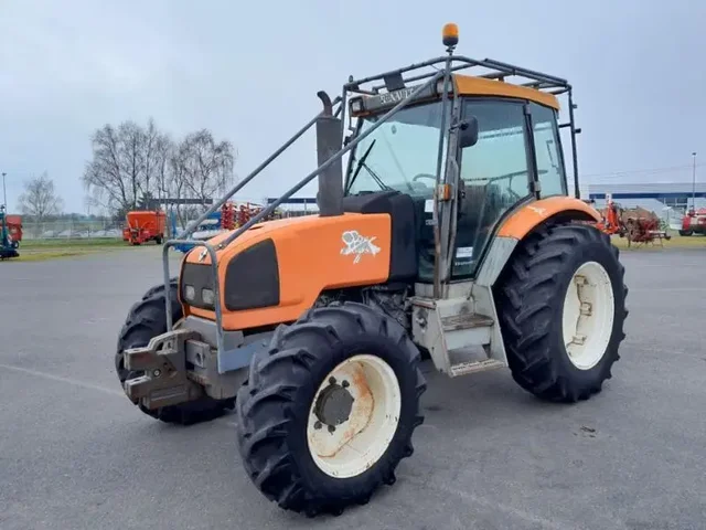 Occasion Renault ERGOS95 à ANTIGNY chez Groupe OUVRARD