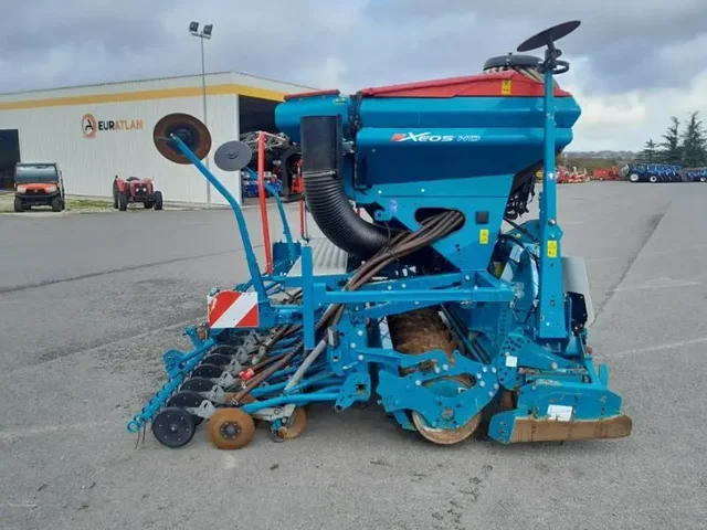 Occasion Sulky COMBINE SEMIS à ANTIGNY chez Groupe OUVRARD