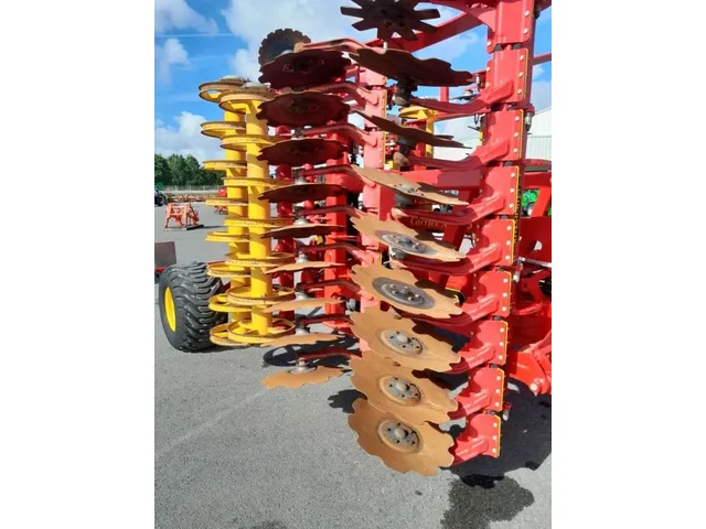 Occasion Väderstad CARRIER 425XL à ANTIGNY chez Groupe OUVRARD