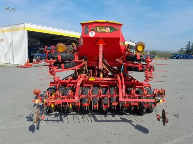 Occasion Väderstad RDA-400S à ANTIGNY chez Groupe OUVRARD