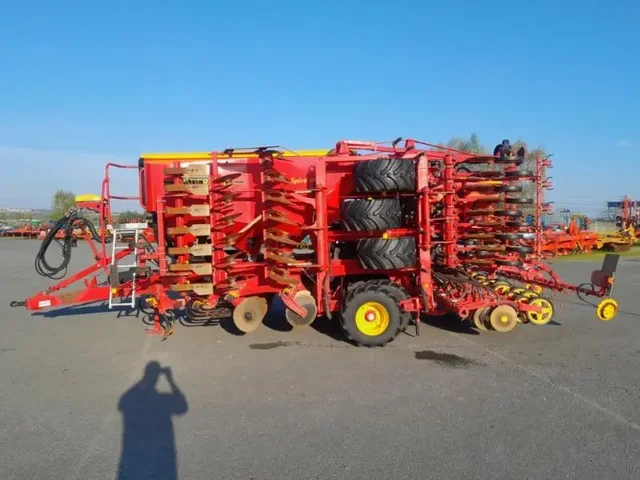 Occasion Väderstad ST600S à ANTIGNY chez Groupe OUVRARD