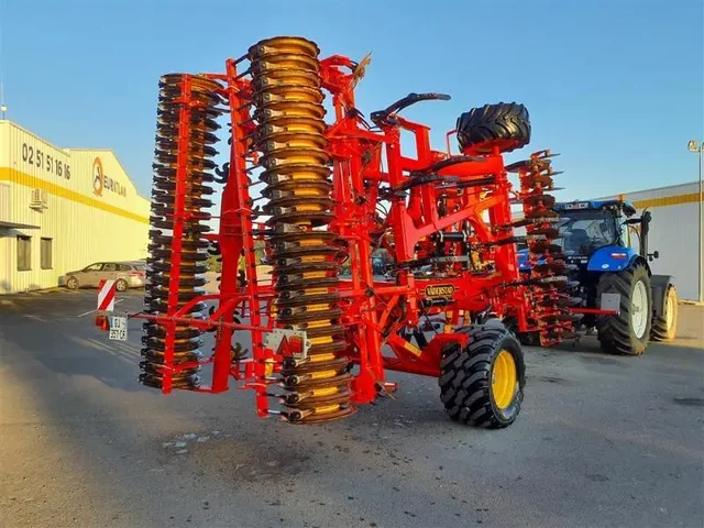 Occasion Väderstad TD600 à ANTIGNY chez Groupe OUVRARD