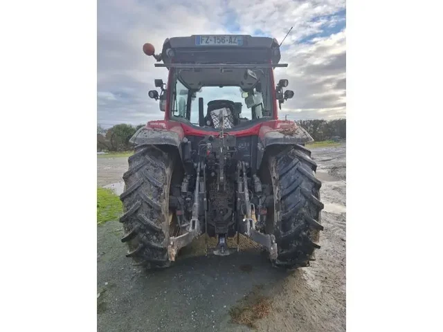 Occasion Valtra G125 à ANTIGNY chez Groupe OUVRARD