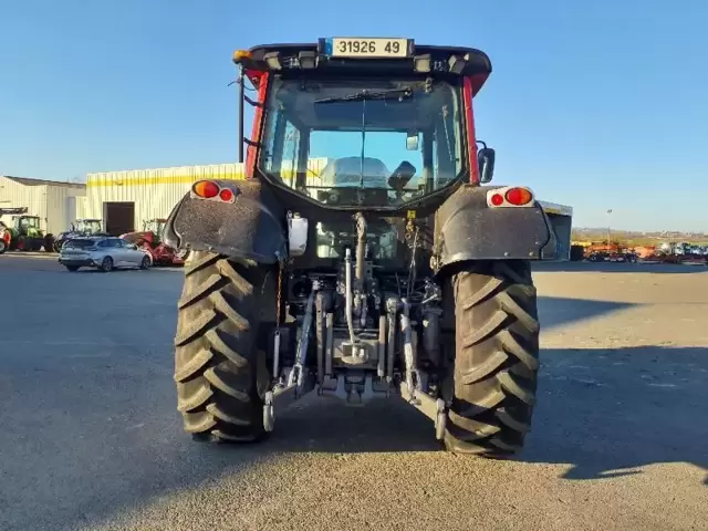 Occasion Valtra N103 à ANTIGNY chez Groupe OUVRARD