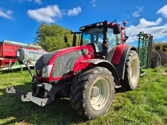 Occasion Valtra T183V à ANTIGNY chez Groupe OUVRARD