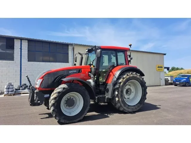Occasion Valtra T183V à ANTIGNY chez Groupe OUVRARD