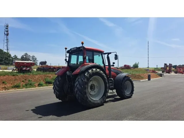 Occasion Valtra T183V à ANTIGNY chez Groupe OUVRARD