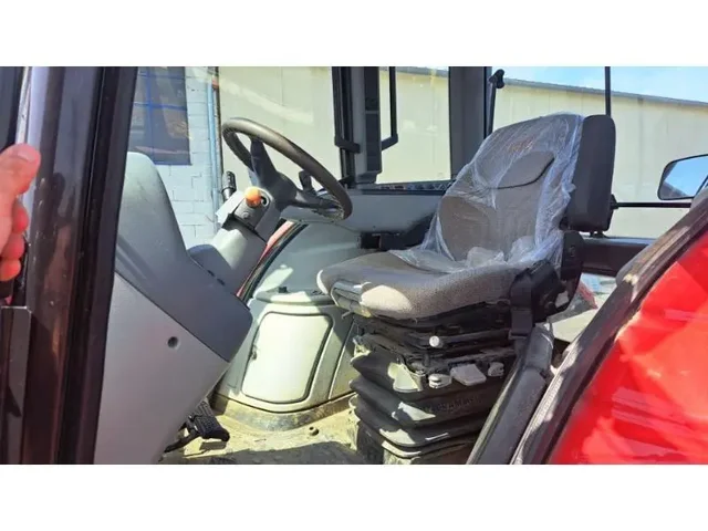 Occasion Valtra T183V à ANTIGNY chez Groupe OUVRARD