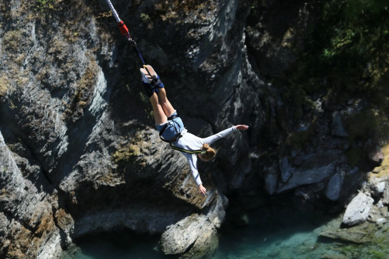 obrázek z článku Historie Bungee Jumpingu