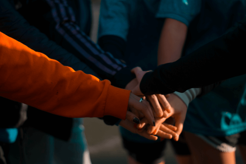 cooperation-spolupráce-tým-team