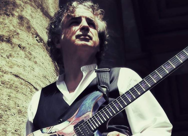 Jakko Jakszyk 
