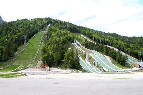 Här har världens längsta hopp på skidor skett Här har världens längsta hopp på skidor skett