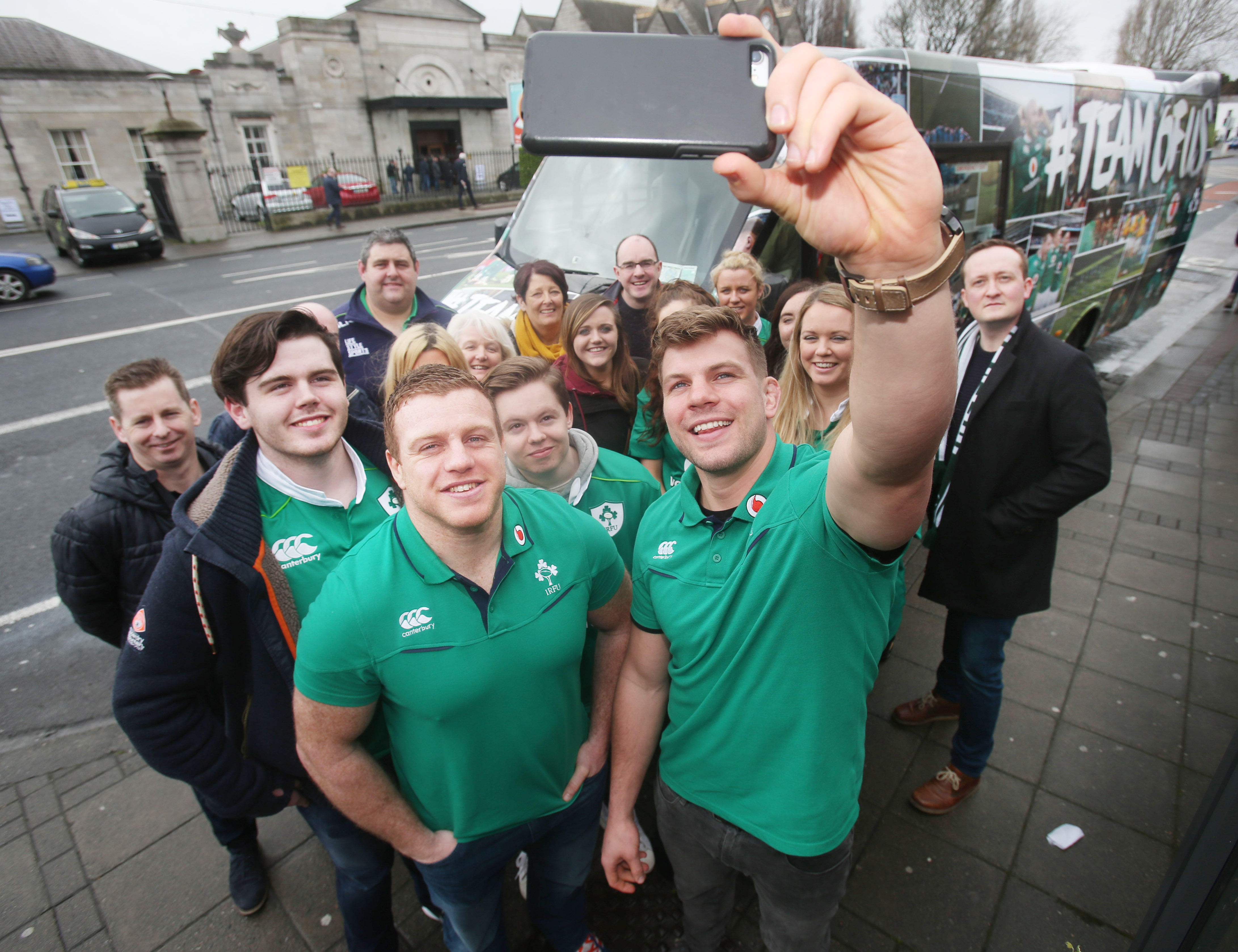 A Bus Ride To Remember For Some Lucky Irish Rugby Fans Today Balls.ie