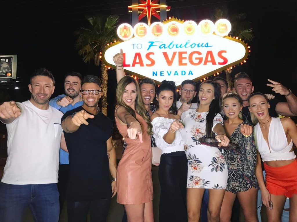 Hen Dos Are Getting Out Of Control: 5 Ways To Reign Them Back In foto Hen Dos Are Getting Out Of Control: 5 Ways To Reign Them Back In pics