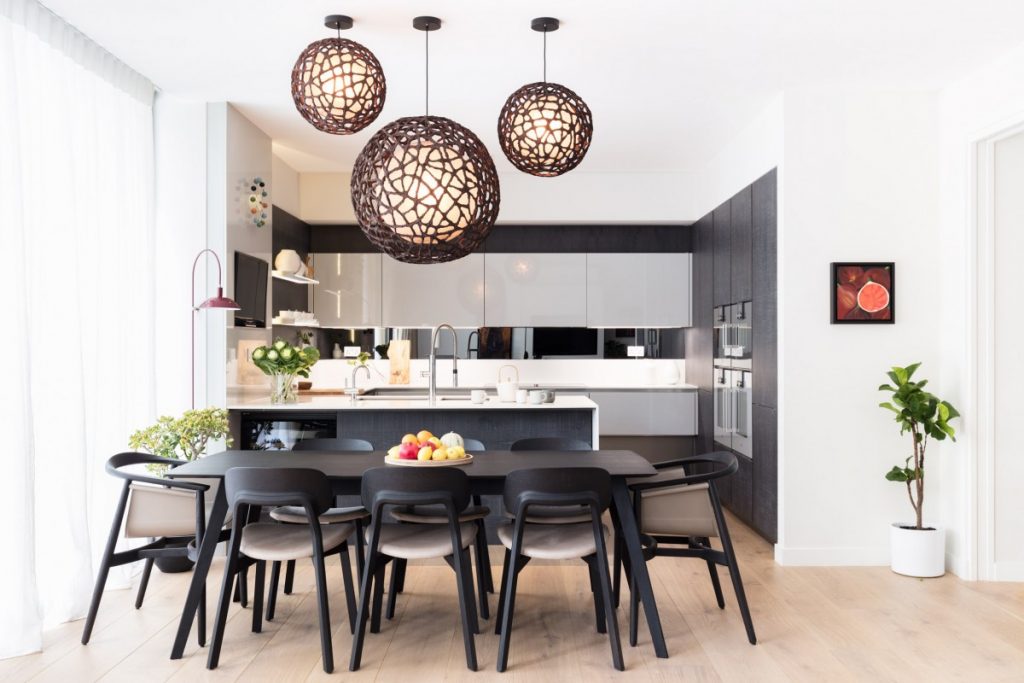 dining room lighting ideas your dining room is probably one of the rooms in your home that its most important to get lighting right in whether youre sitting down fabulous ideas brighten up table houseandhomeie dining room lighting ideas your dining room is probably one of the rooms in your home that its most important to get lighting right in whether youre sitting down fabulous ideas brighten up table houseandhomeie