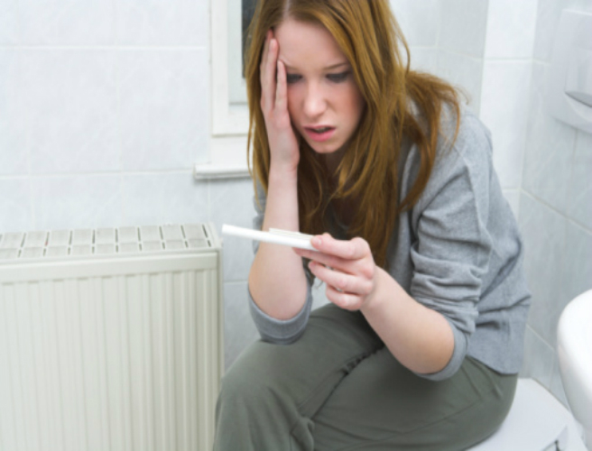 "My teenage daughter is pregnant in Leaving Cert year" episode artwork