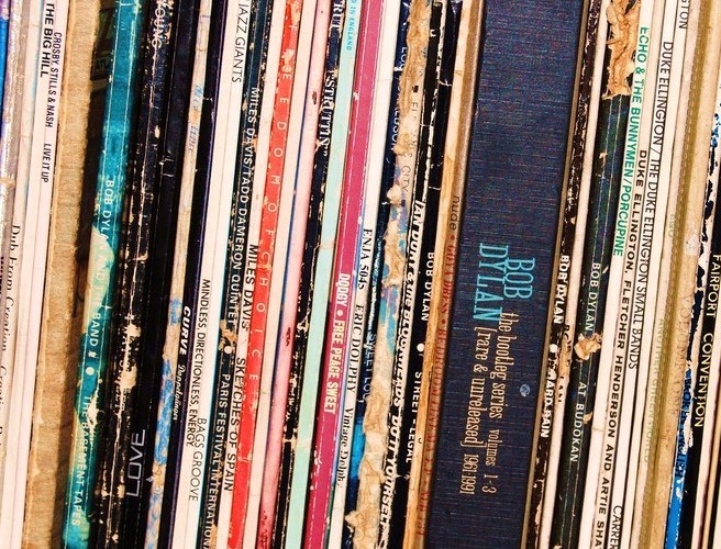 Eamon Sweeney on the week's top music stories episode artwork
