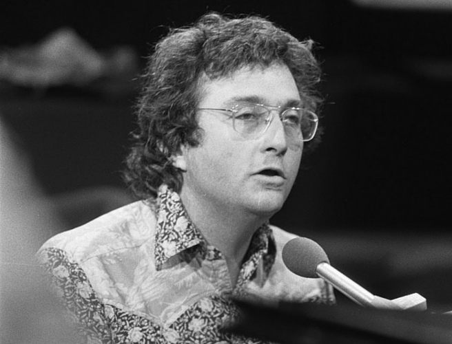 David & Caroline Stafford's 'The Life of Randy Newman' episode artwork