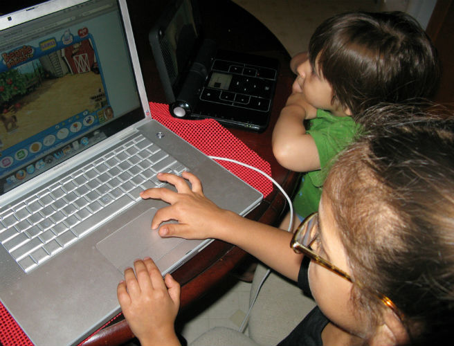 Parenting: Kids, screen time and anxiety episode artwork
