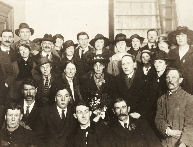 An analysis of Irish suffragette, Constance Markievicz episode artwork