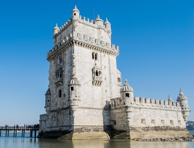 Lisbon is the destination for this week's travel slot episode artwork
