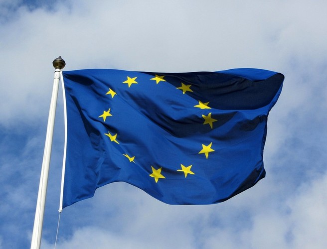 Is the EU at risk of collapse? episode artwork