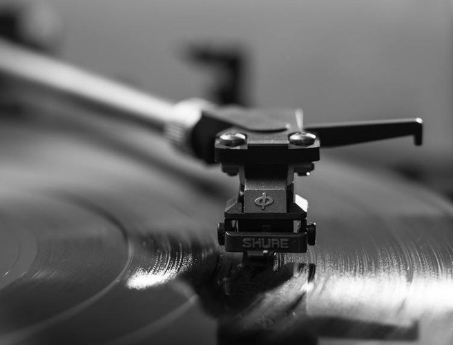 Discover the stories behind this legendary track! episode artwork