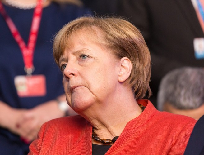 How close is the German government to collapse? episode artwork
