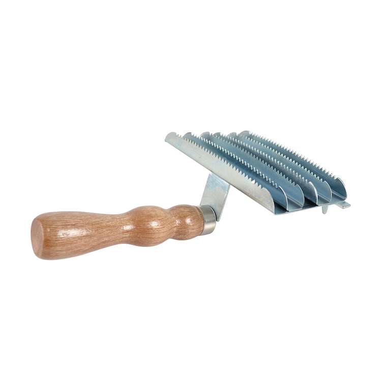 Ryktskrapa, Borstiq Farm