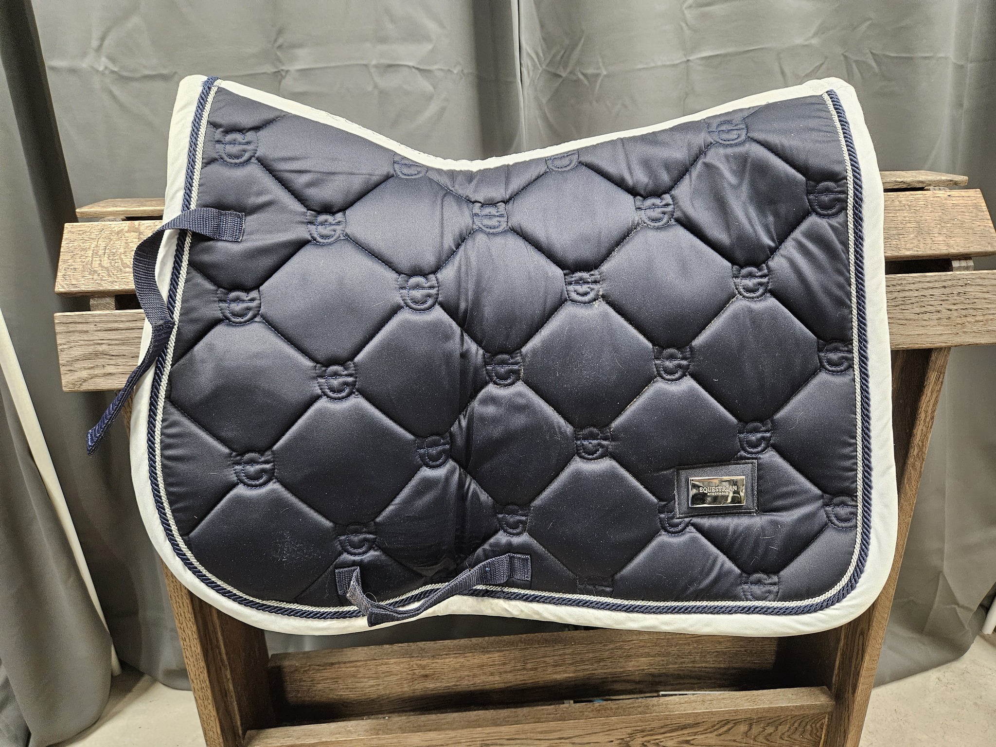 Schabrak, full, Equestrian Stockholm