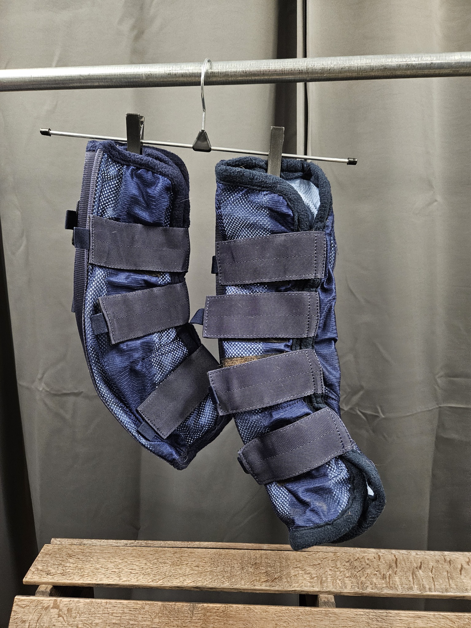 Kyldamasker, full, Horse Guard