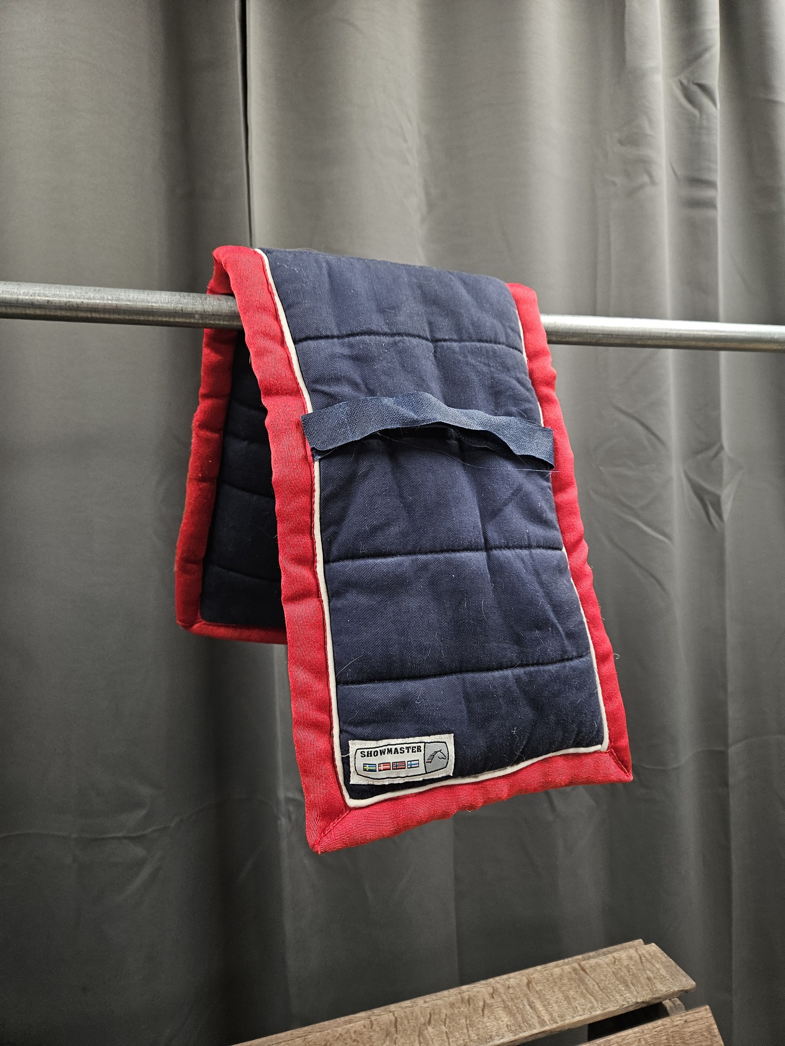 Selunderlägg, Showmaster