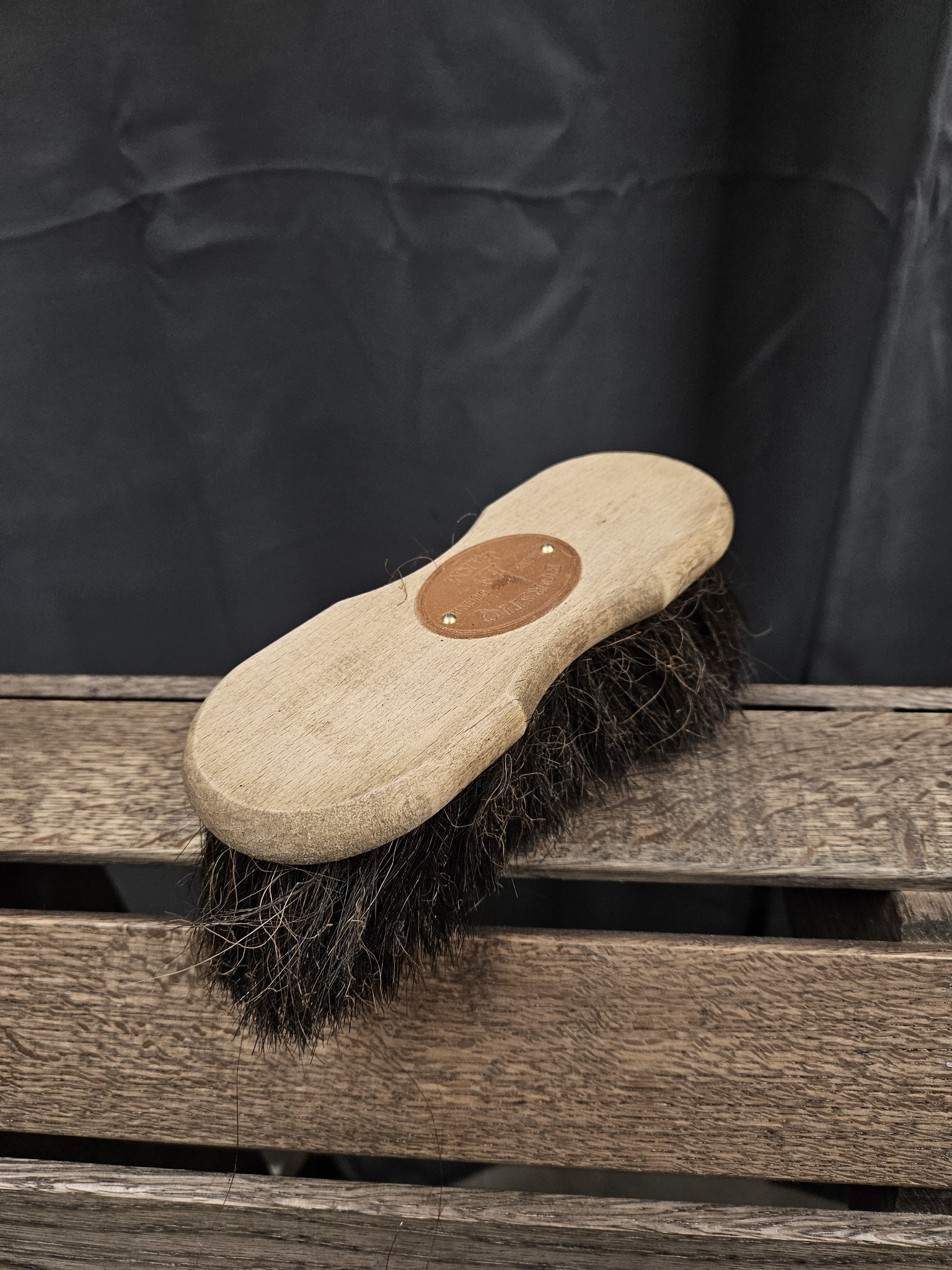 Midjeborste, Borstiq Farm