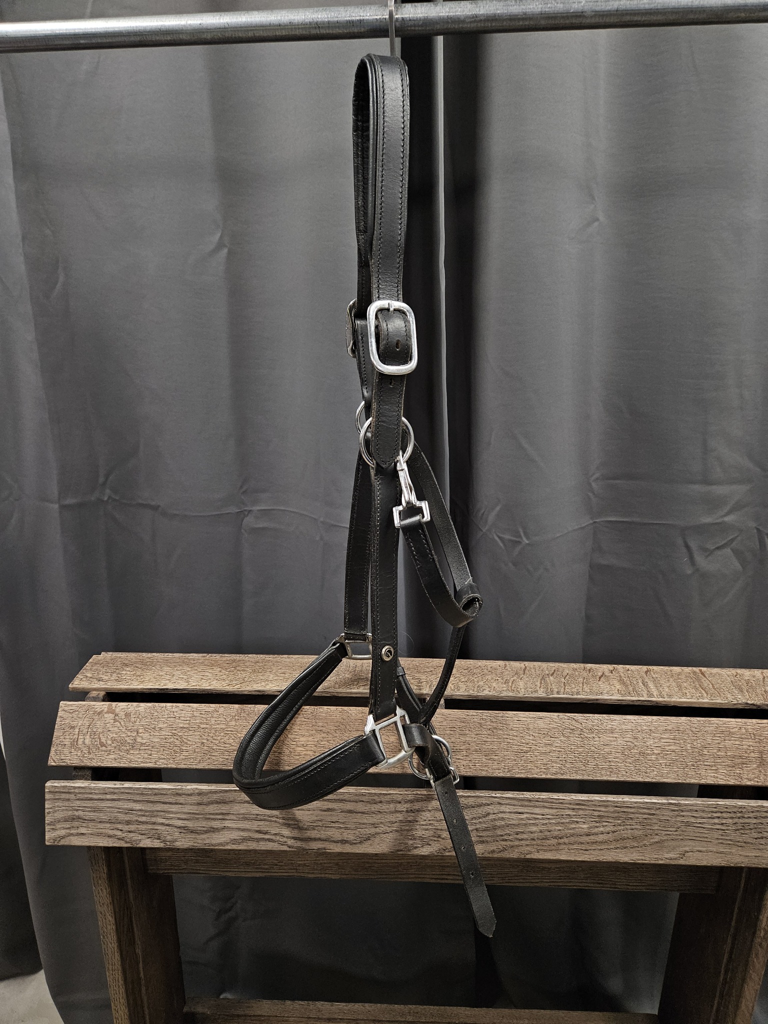 Lädergrimma, XF, Fairfield