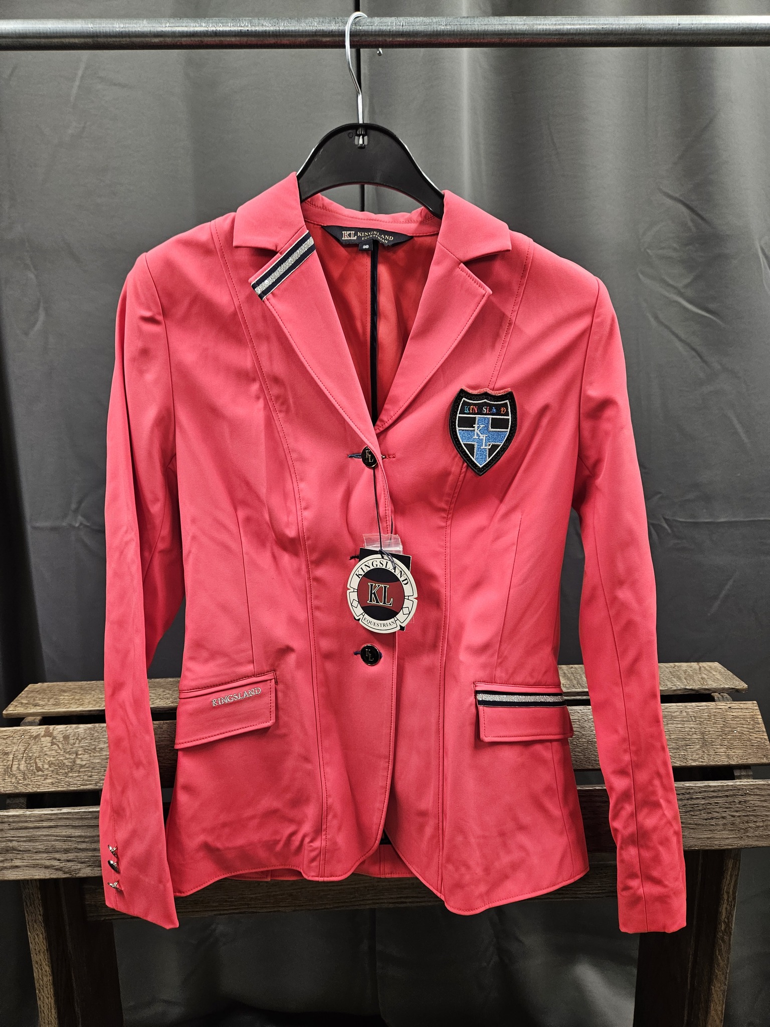 Kavaj, 36, Kingsland