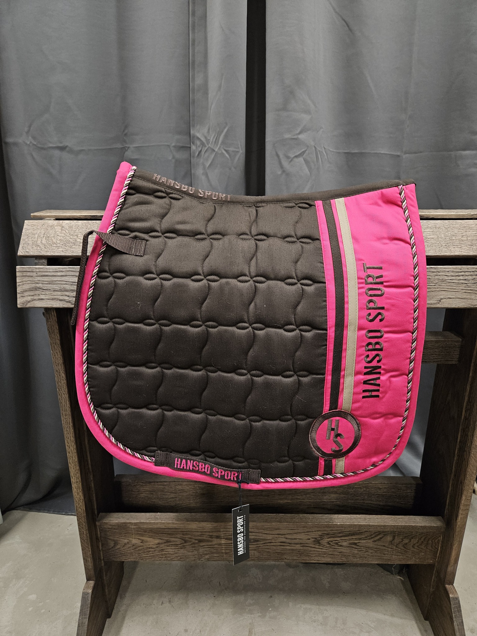 Schabrak, ponny, Hansbo bild 2