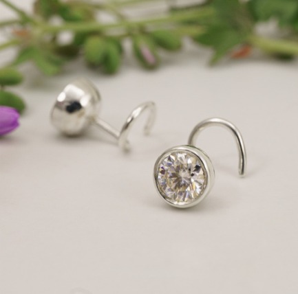 moissanite comfort earring