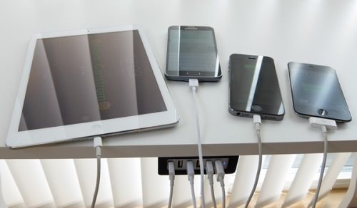 Fäste för Anker PowerPort 6 mobilladdare