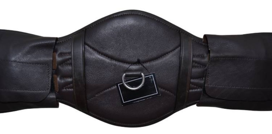 svart dressyrsadelgjord