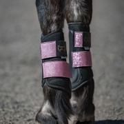 rosa luftiga benskydd