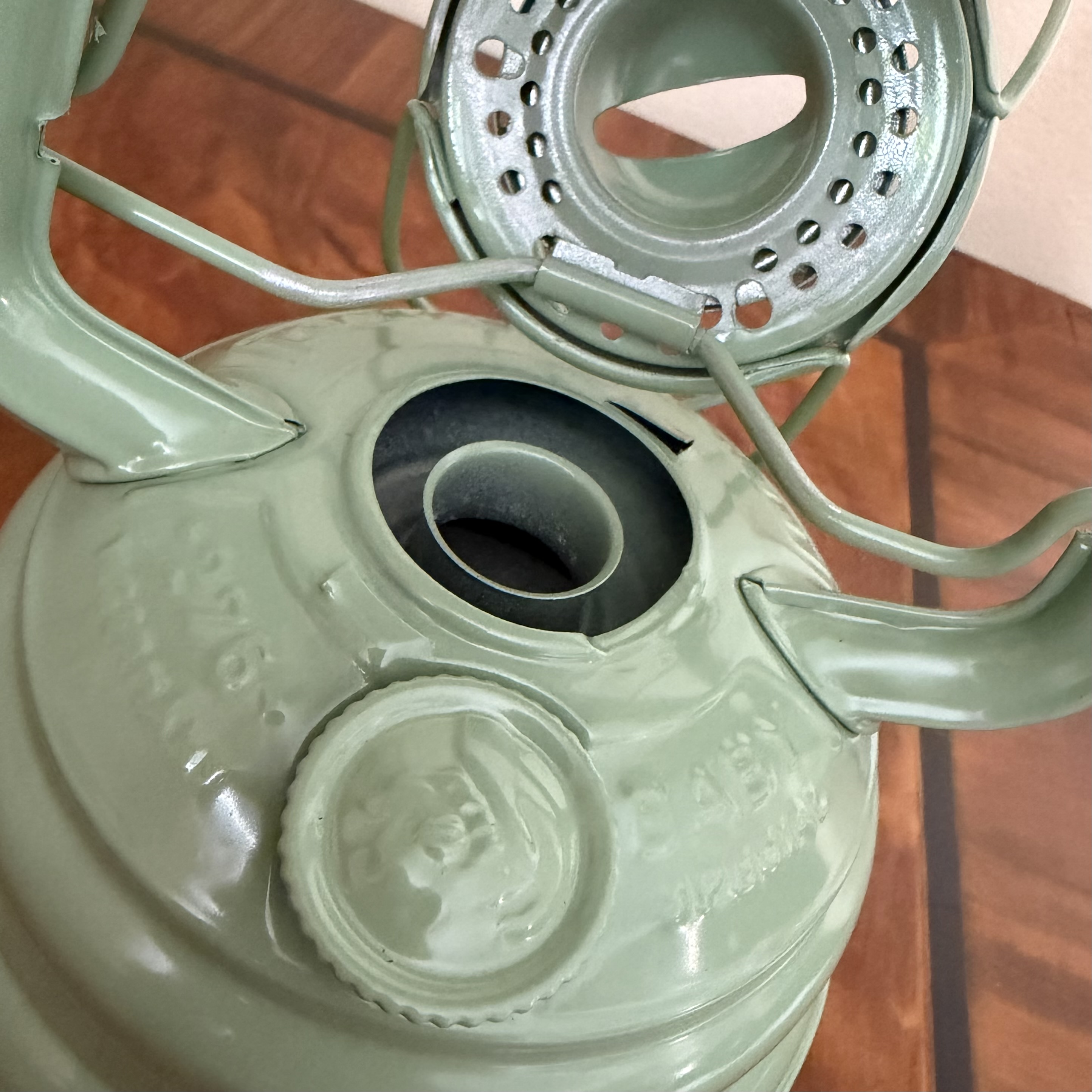 Såhär ser det ut när man frigjort brännaren från stormlyktan