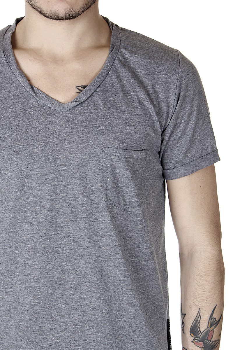 Men VNeck TShirt with Breast Pocket Glamood Outlet