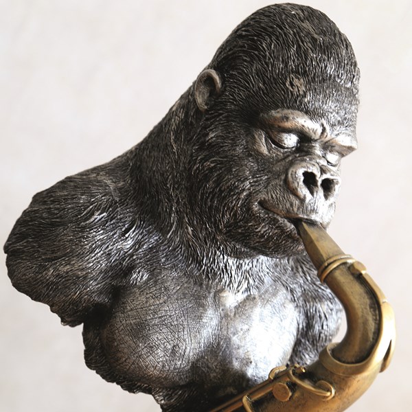 Gorilla Playing Sax 26x40cm