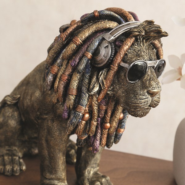 Rasta Lion Figurine 35.5cm Rasta Lion Figurine 35.5cm